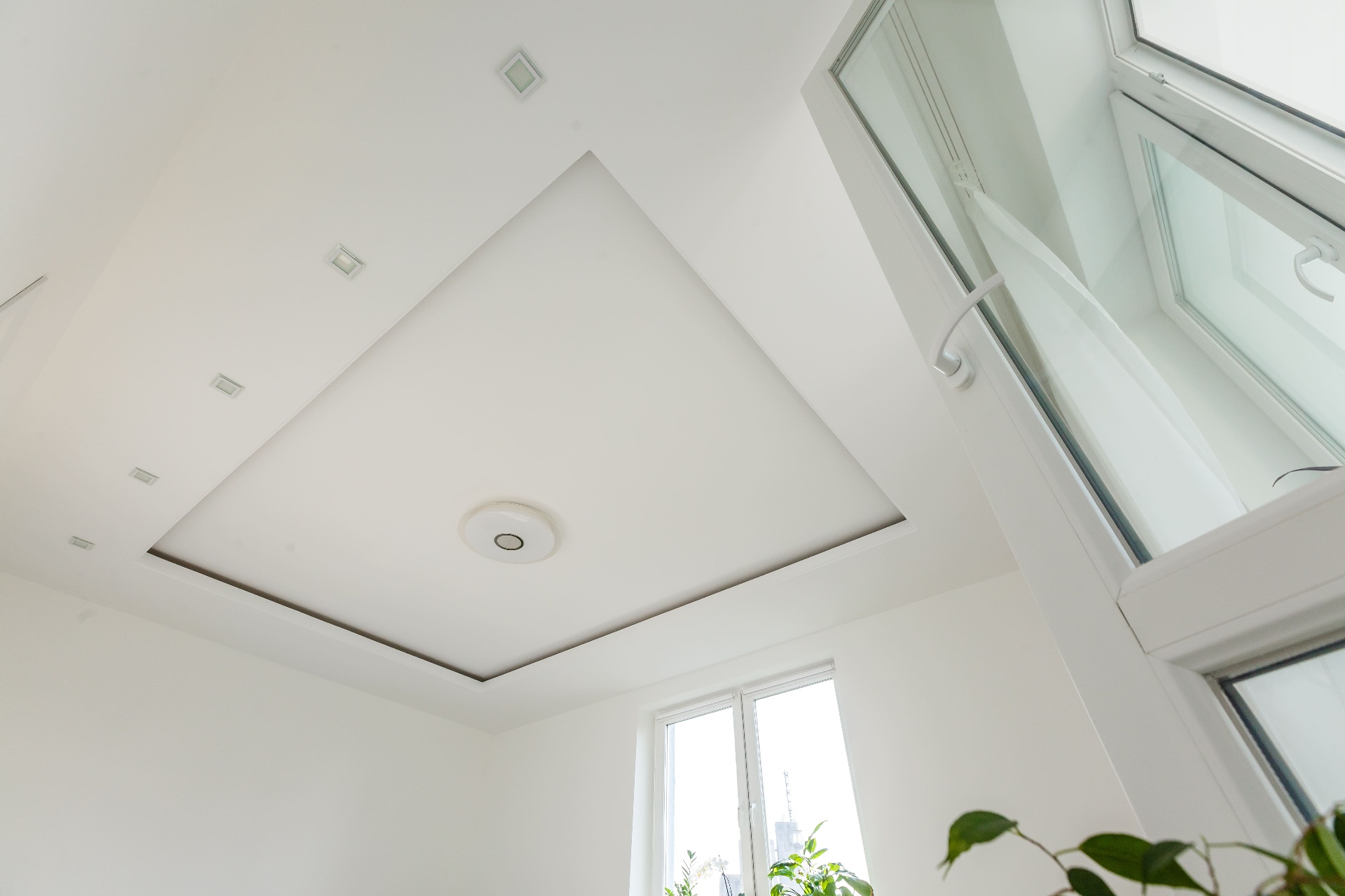 Ceiling Plastering & Decorative service by Judge Plastering Contractors in London